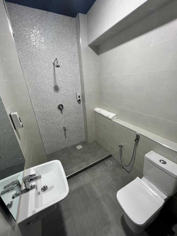 The Ivory Suites Mombasa Esterno foto