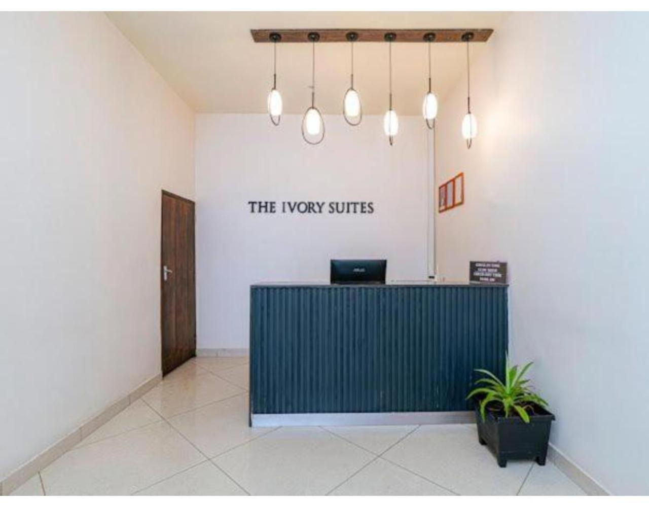 The Ivory Suites Mombasa Esterno foto