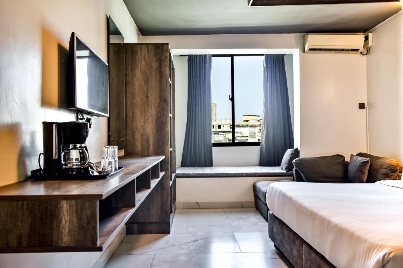 The Ivory Suites Mombasa Esterno foto